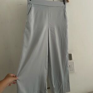 Zara Gray Wide Leg Pants with High-Waisted Design